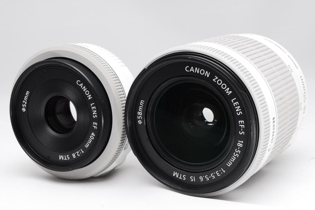 ✨️ Canon EOS Kiss X7 ホワイト ✨️新品級 単焦点レンズ付き