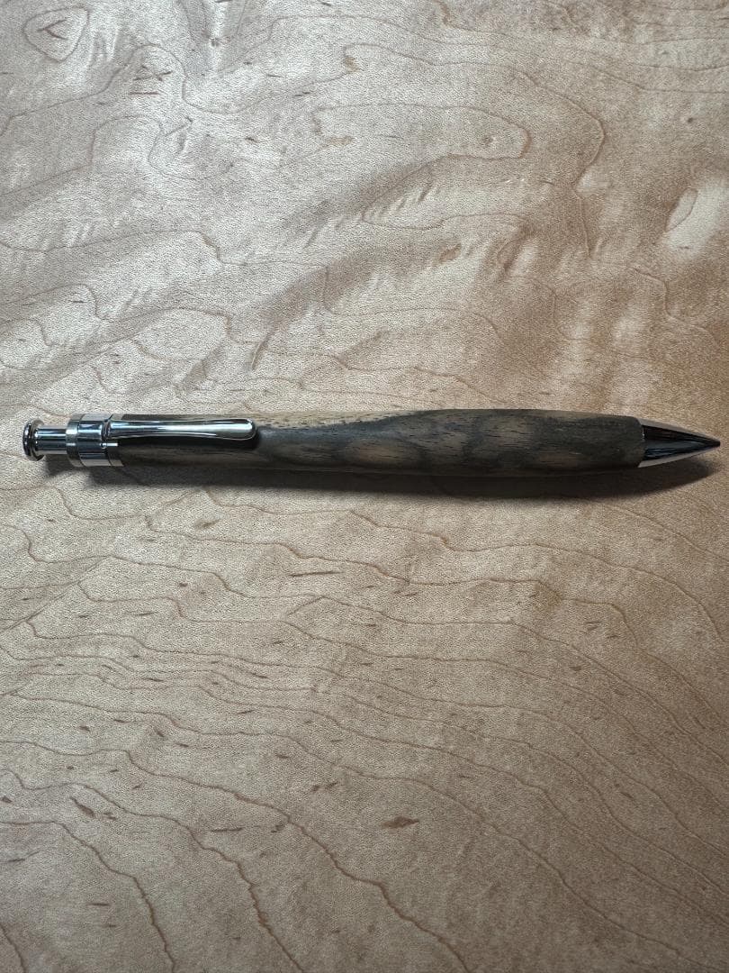 【工房楔　木軸ペン】黒柿　孔雀杢