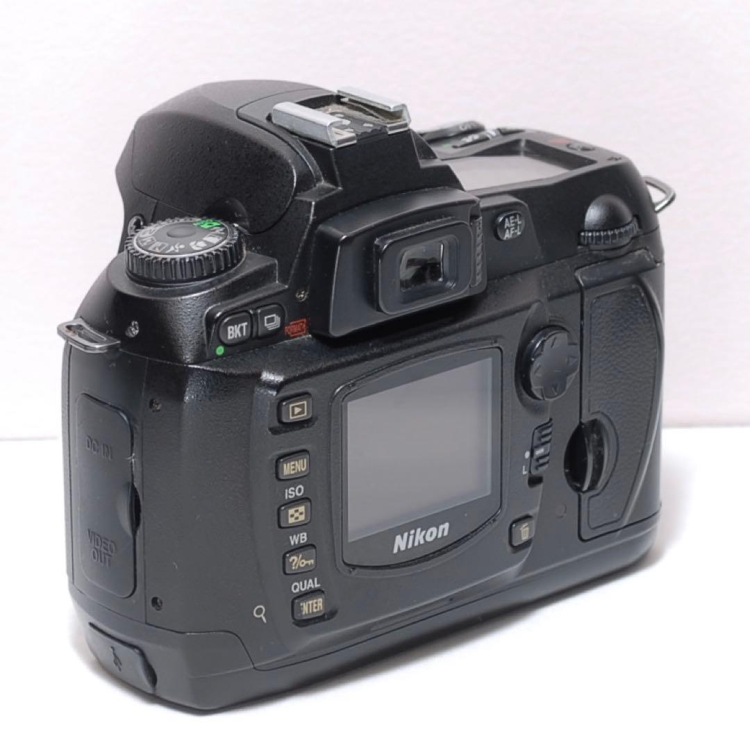 一本で近くから遠くまで✨ニコン D70✨一眼レフカメラ✨入門モデル✨万能レンズ