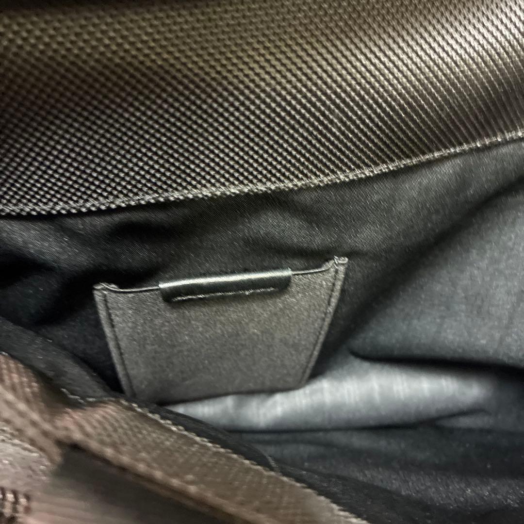 ビジネスバッグ ブラック 収納力高