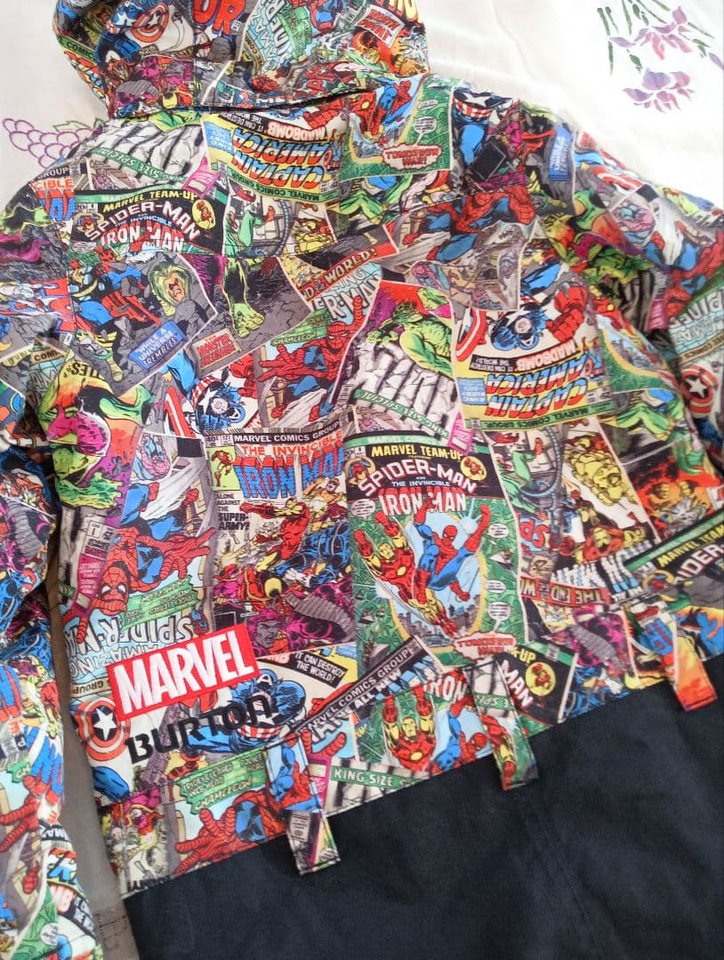 BURTON　MARVEL　つなぎ　カバーオール　スキーウェア　5T　6T