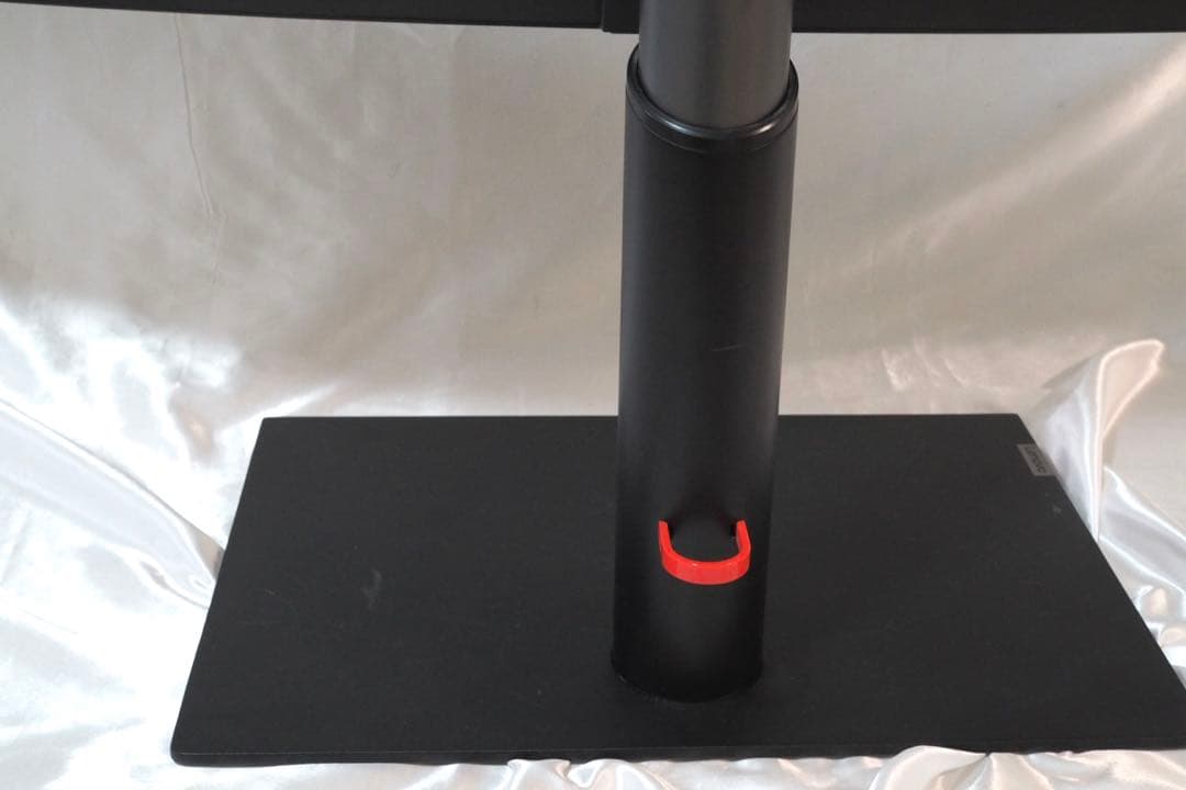 Lenovo 43.4インチ ウルトラワイド曲面モニター