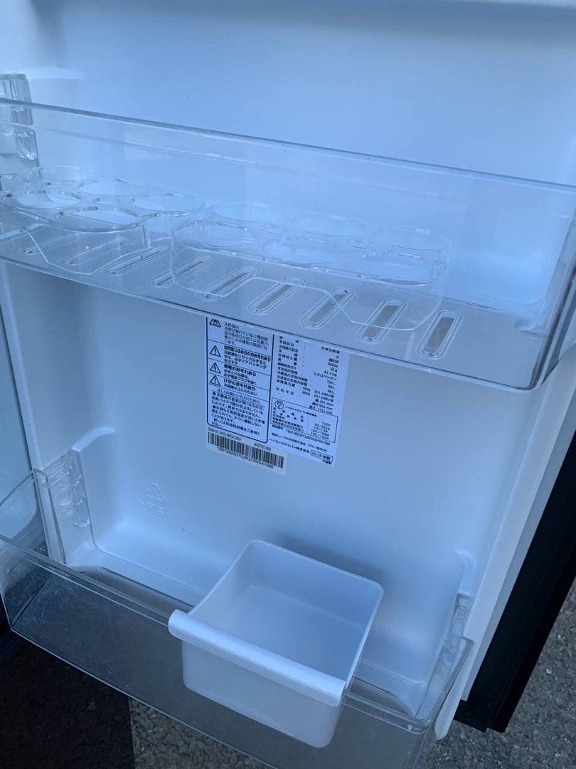 ♦Hisense 2ドア冷凍冷蔵庫【2018年製】HR-G13A-BR