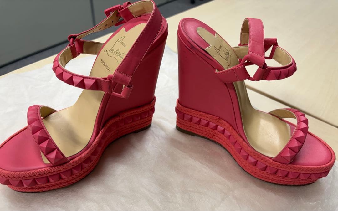 クリスチャンルブタン サンダル カタクロウ　37