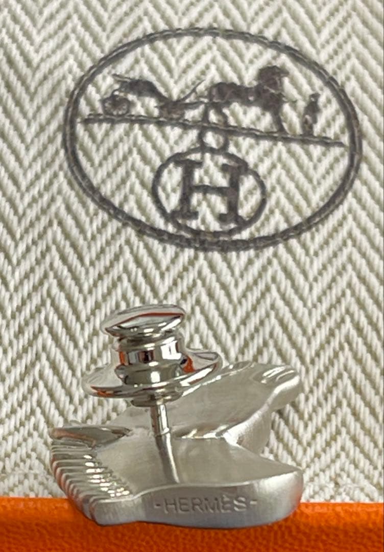 エルメス　ピンバッジ　ブローチ　ペガサス