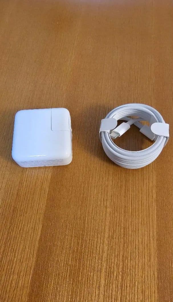 MacBook本体 MacBook Air Core i7 16GB 1TB