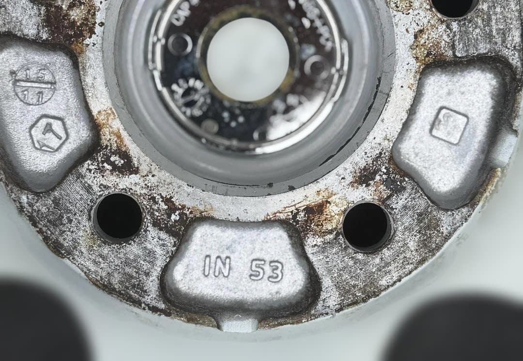 ゴン太Weds LEONIS LV　17インチ　ホワイト　4本組