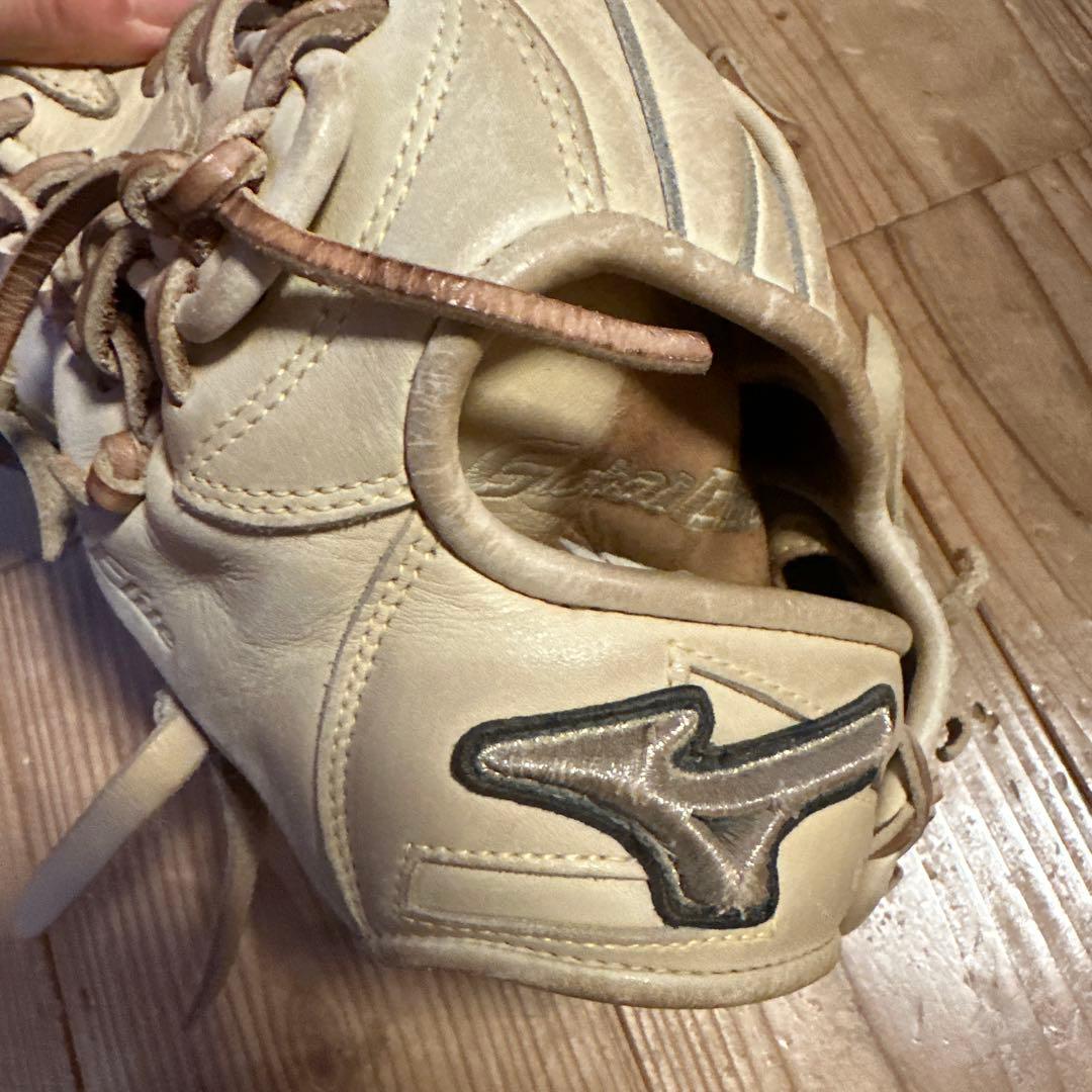 Mizuno Global Elite 軟式グローブ　左利き用