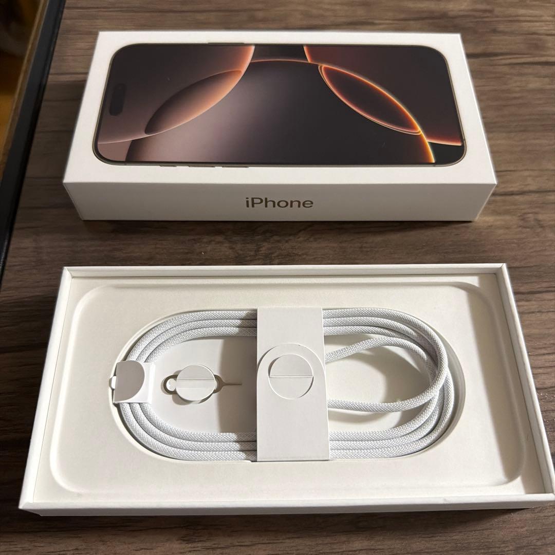 携帯電話本体 iPhone 16 Pro Max 256GB