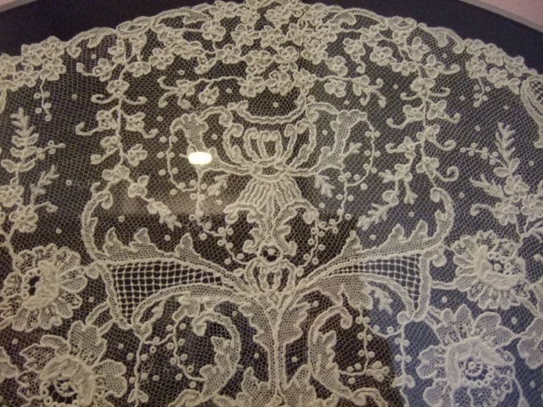 アンティークレース　額装　ベルギー