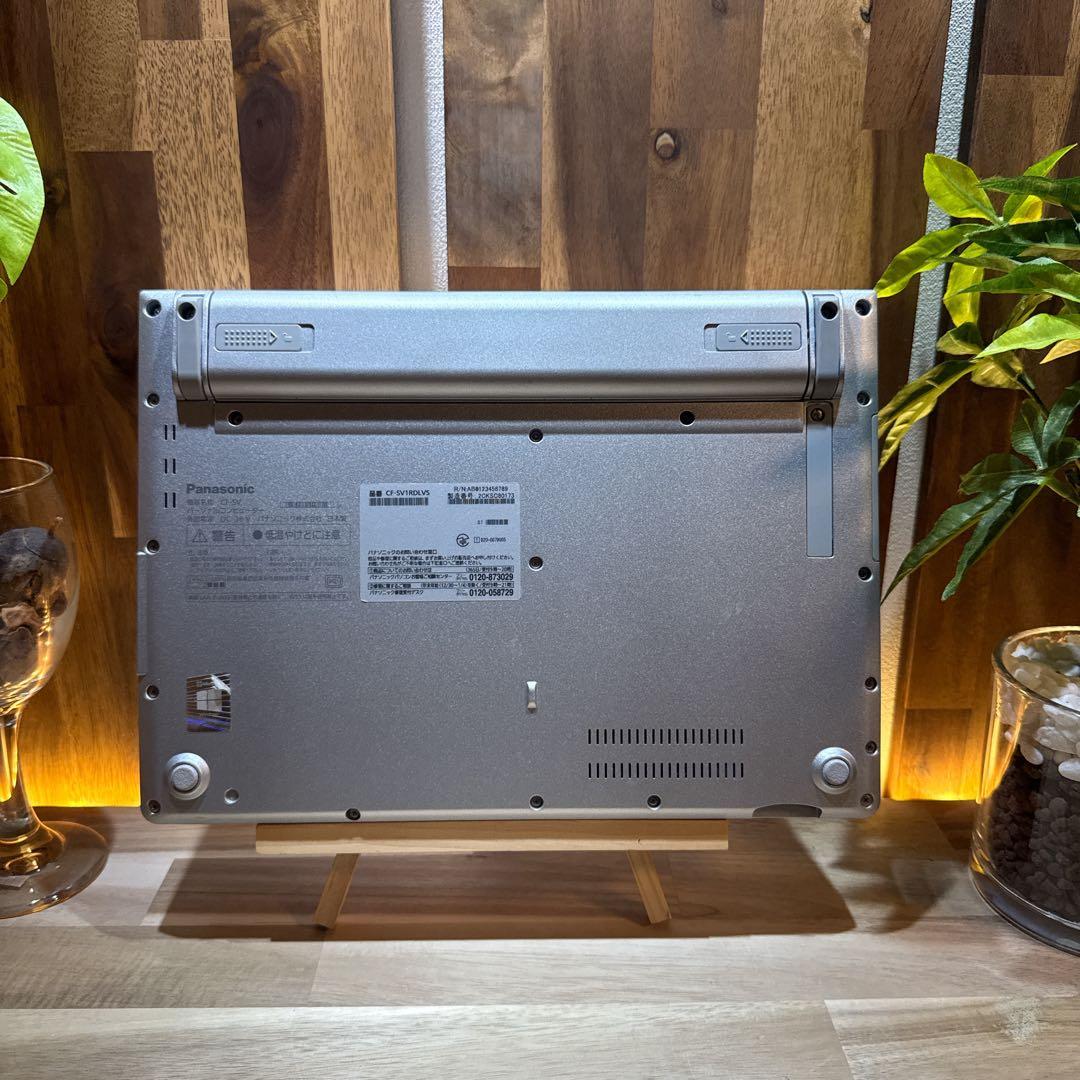 最新モデル‼️Let's note SV1☘️第11世代☘16GB☘ノートパソコン