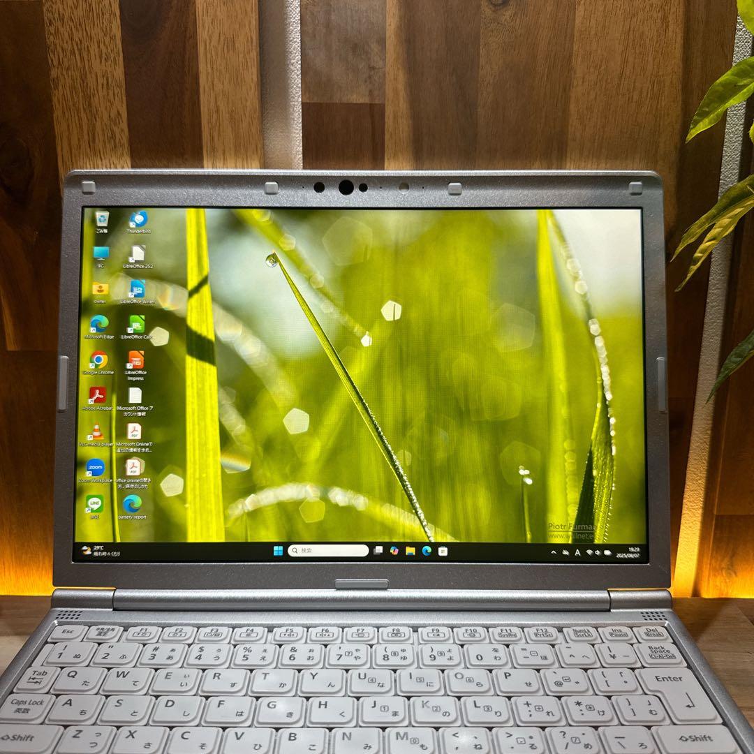 最新モデル‼️Let's note SV1☘️第11世代☘16GB☘ノートパソコン