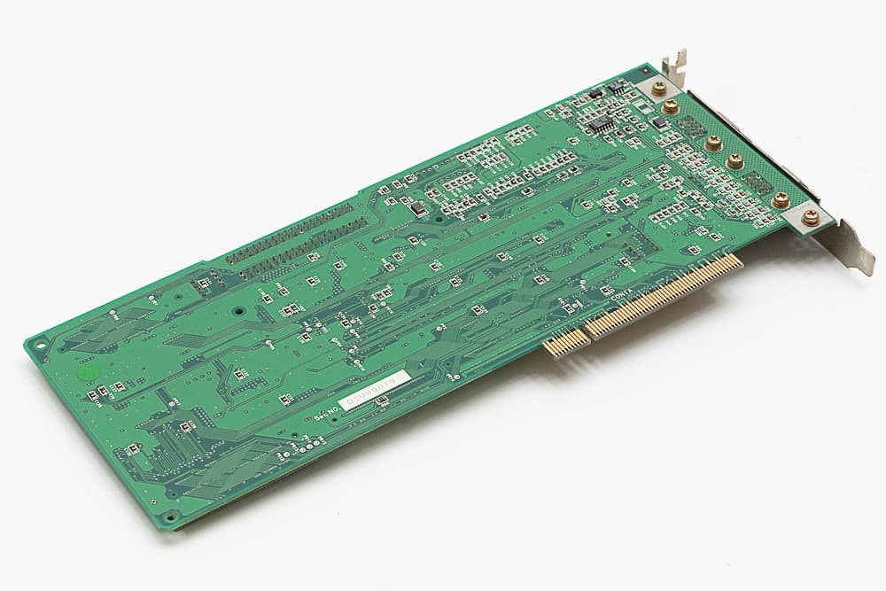 BUG Desk Studio UV422 + DR For Mac 放送用機材