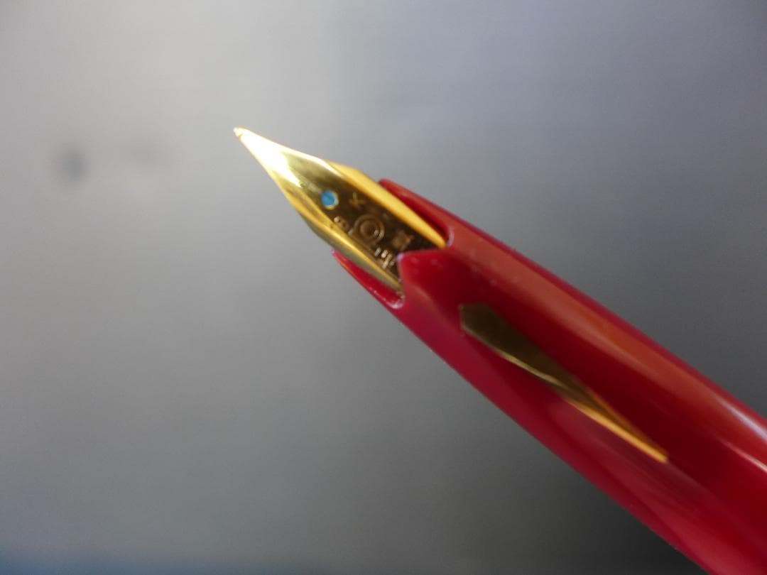 時代物　プラチナ万年筆　金属・皮製　ペン先:18K細軟 18 プラチナ　レトロ