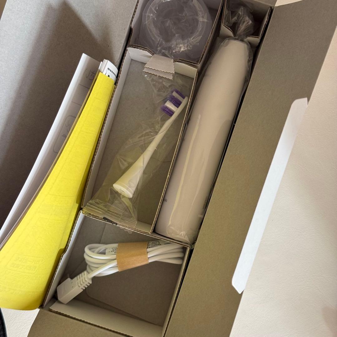 【新品】Panasonic 音波電動歯ブラシ ドルツ EW-DA18