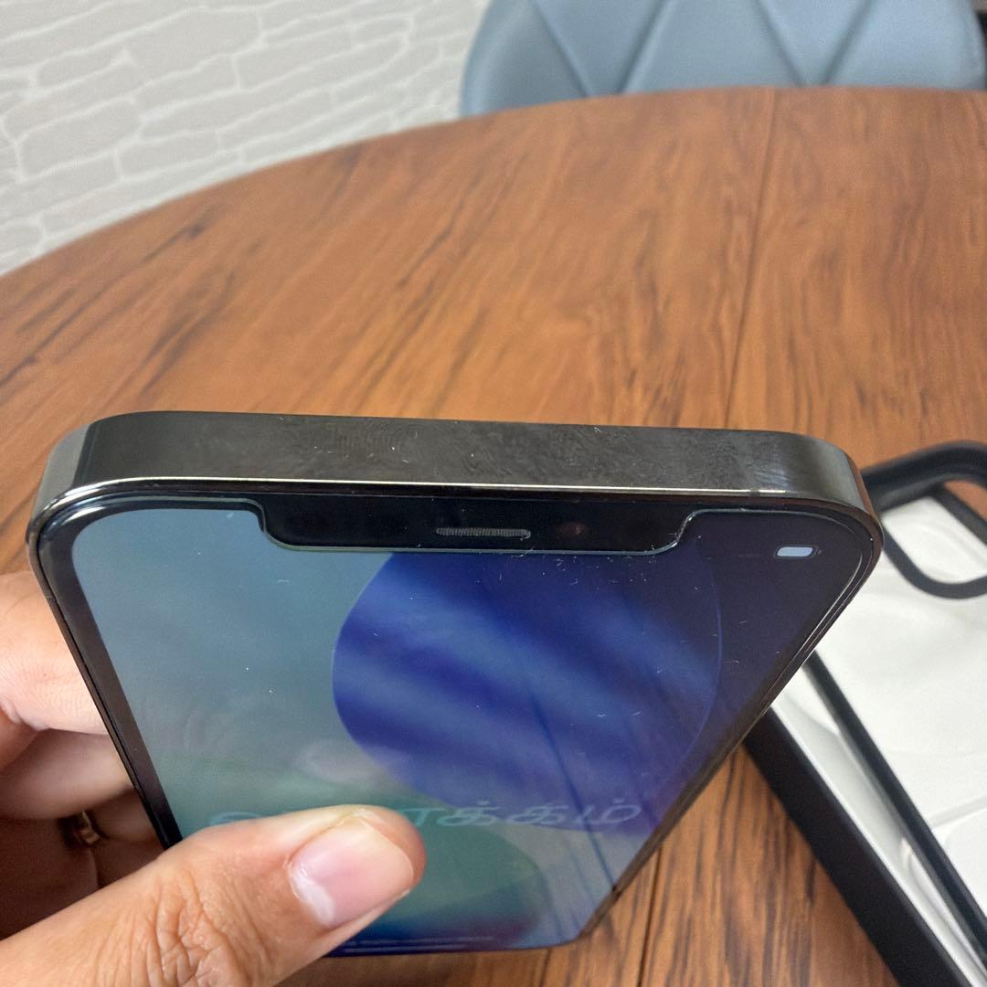 Apple iPhone 12Pro 256GB 本体　au