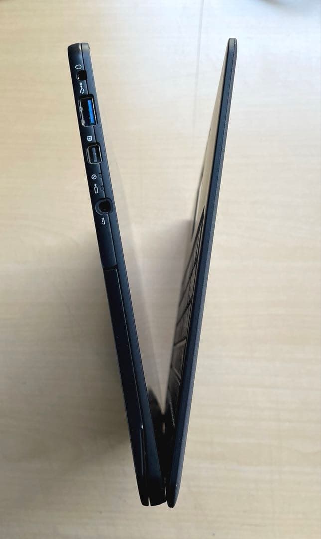 ARROWS Tab R727/R i5-7300U SSD128 キーボード付