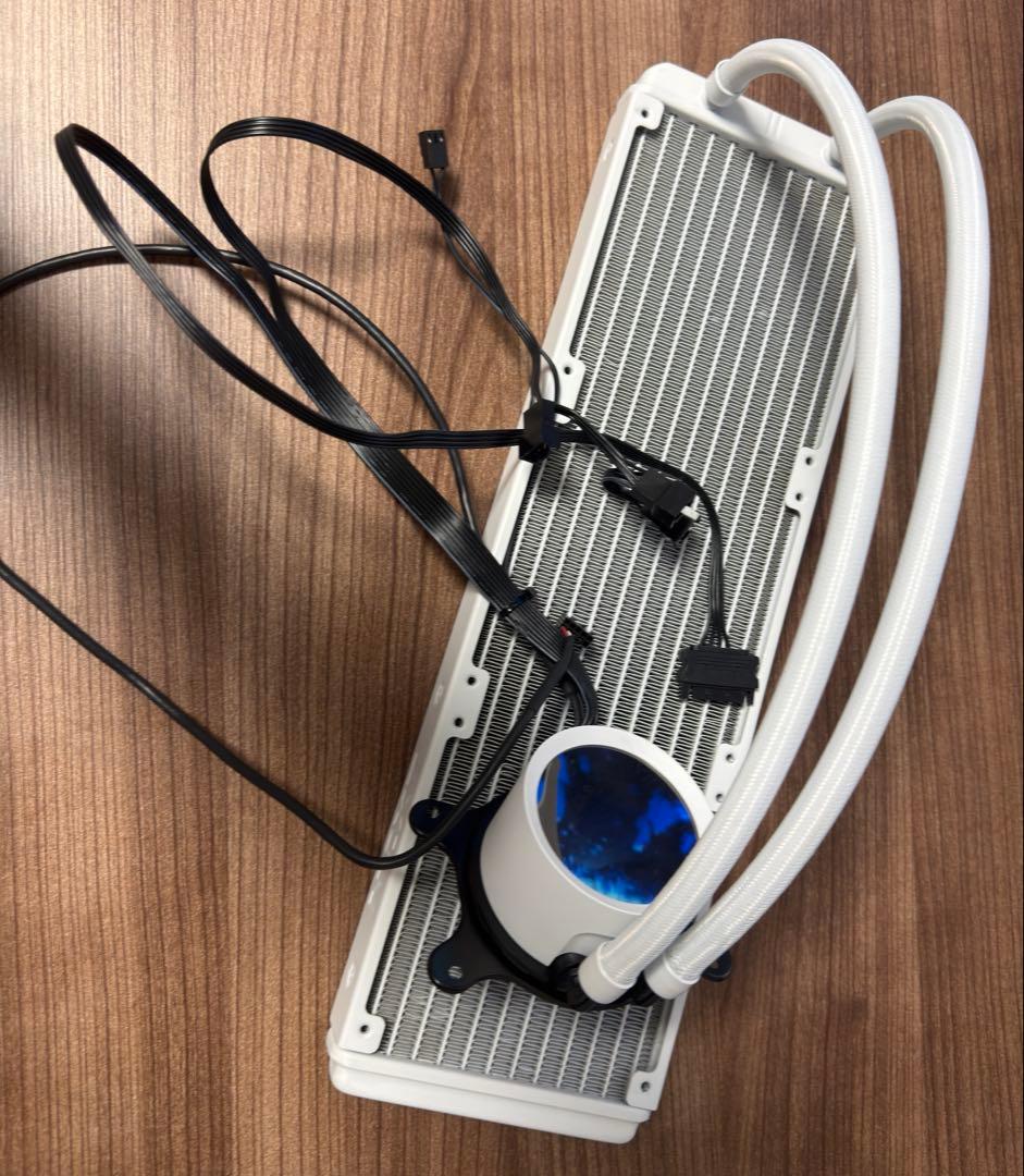 PC用ファン・クーラー Kraken 360 RGB