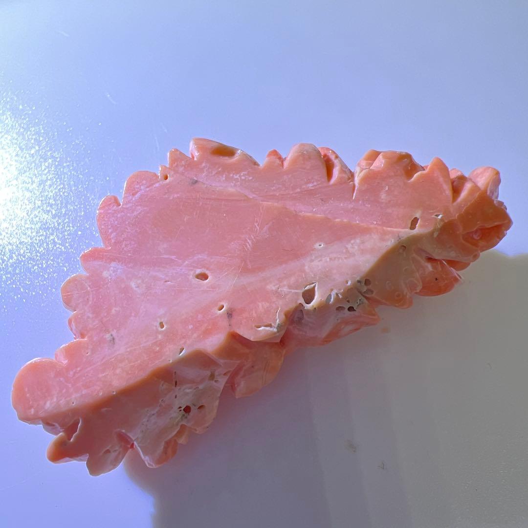 本赤珊瑚　大振バラ彫刻　31g 東Y8-0203☆2F