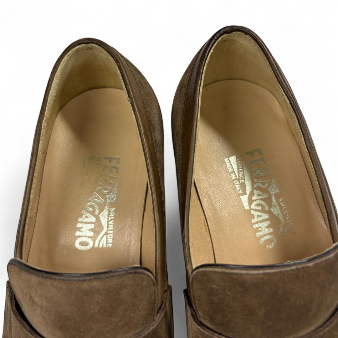 【美品】フェラガモ ローファー 茶 7.5EE 約25.5cm スエード