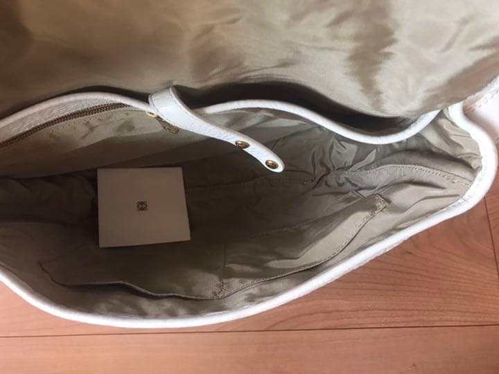 ふみ⭐︎ロエベ　マドリード　ショルダーバッグ　白