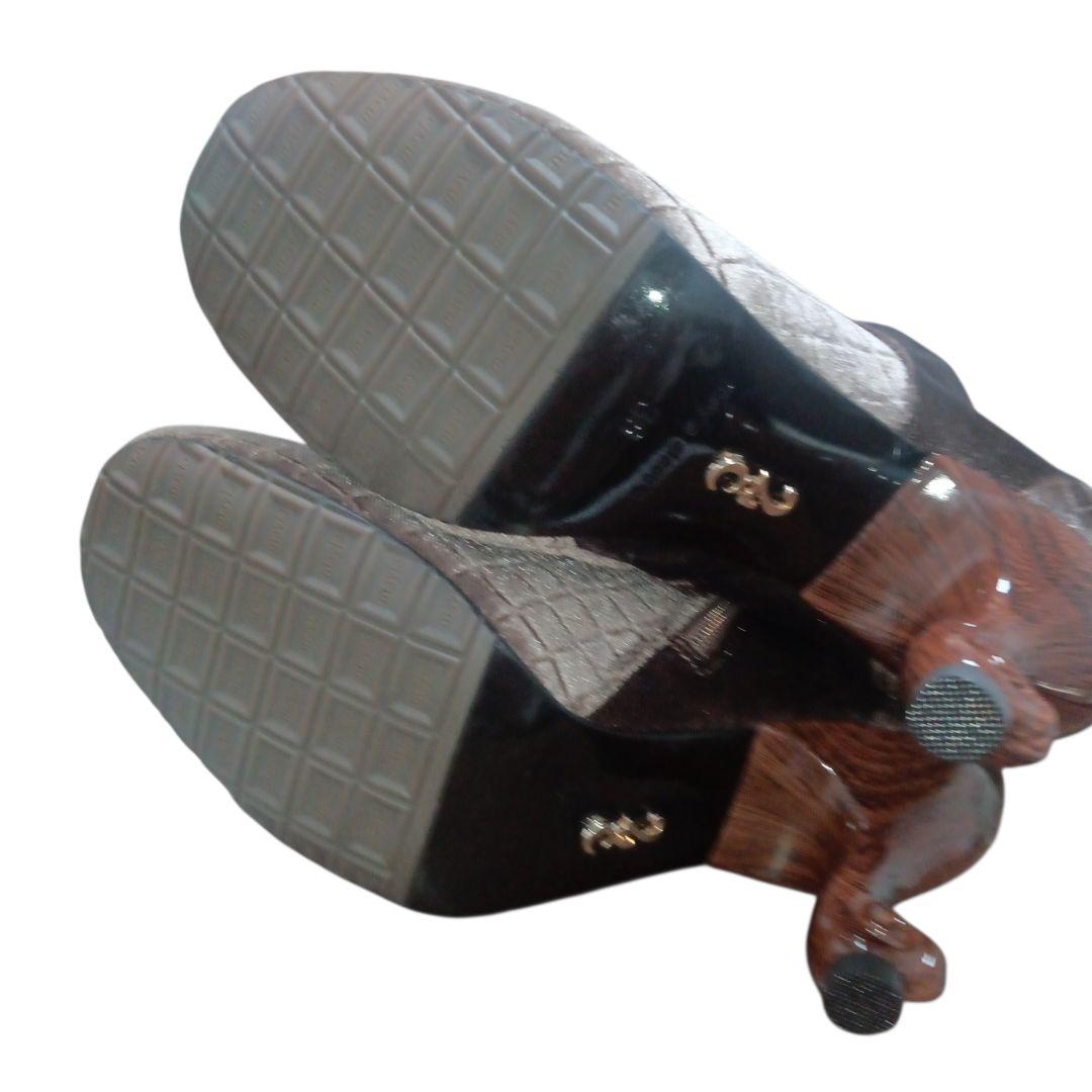 美品★完売品★mayla classic★ショートブーツ★ファー★猫脚ヒール