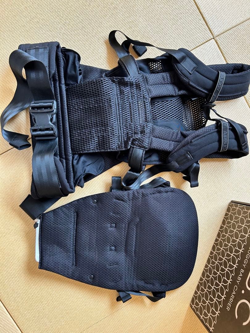 《再値下げ》A.B.C. エアバギー　ベビーキャリア ブラック