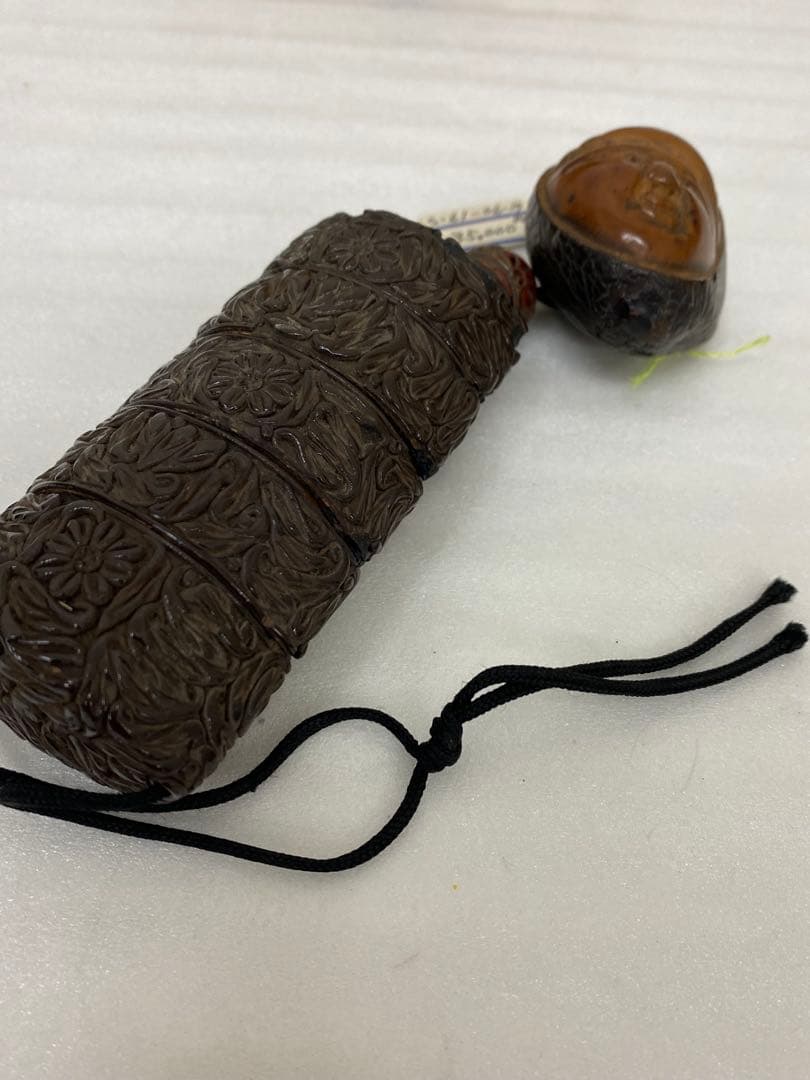 3-3247 推黒印籠・緒じめ玉、根付