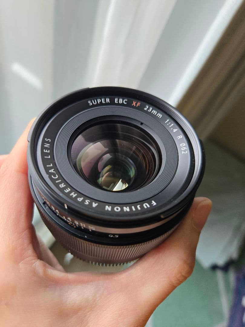 FUJIFILM 23mm F1.4 R 本体のみ フード付き