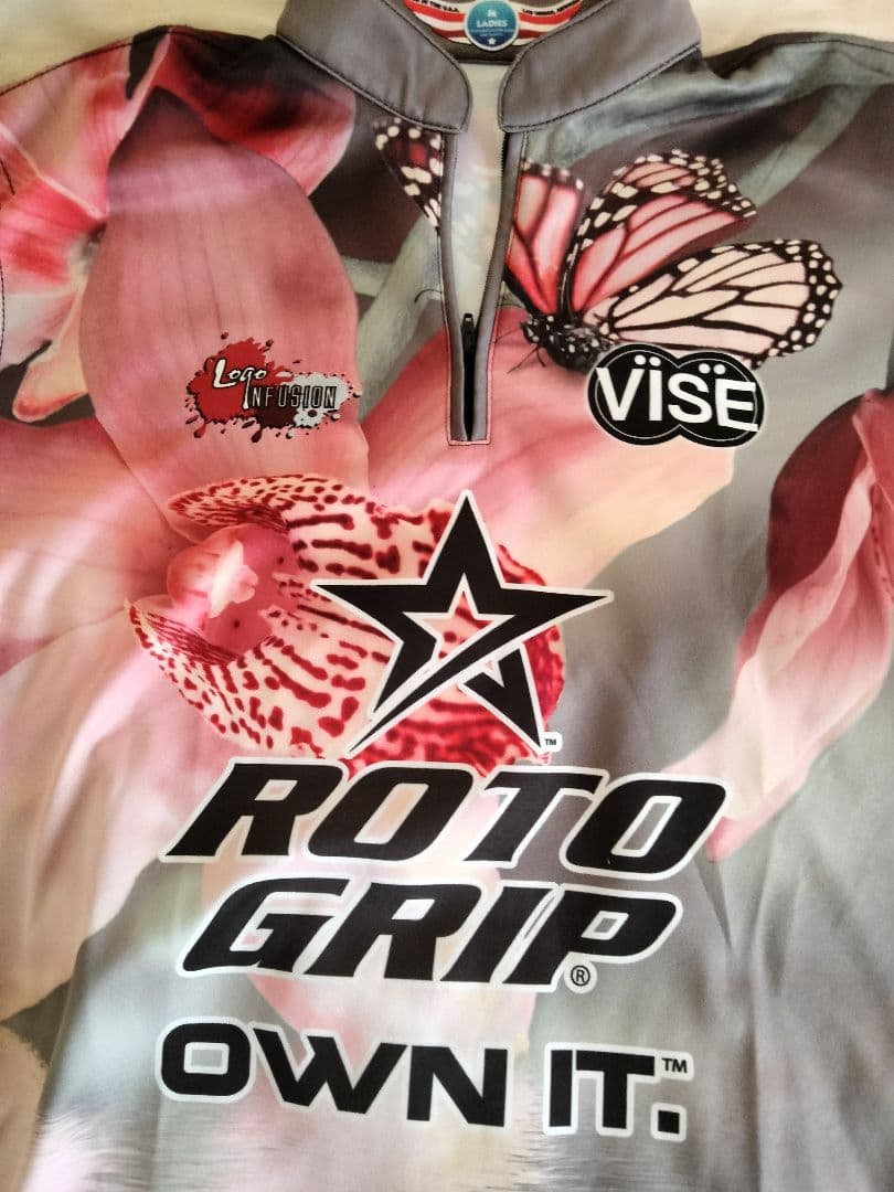 日本未発売　希少　ボウリングウェア　　　レディースMサイズ