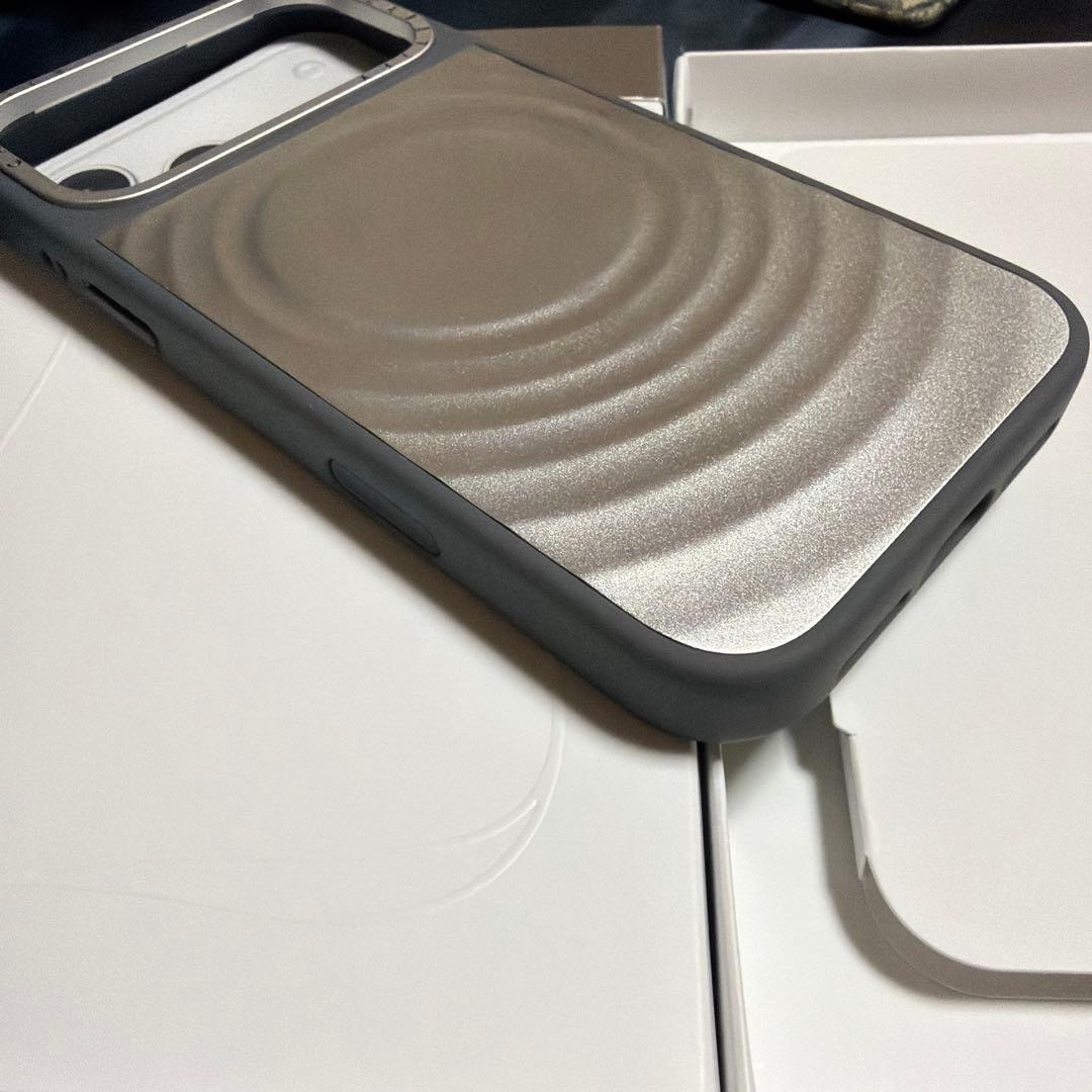 CASETiFYメタルウェーブケース iPhone17promax