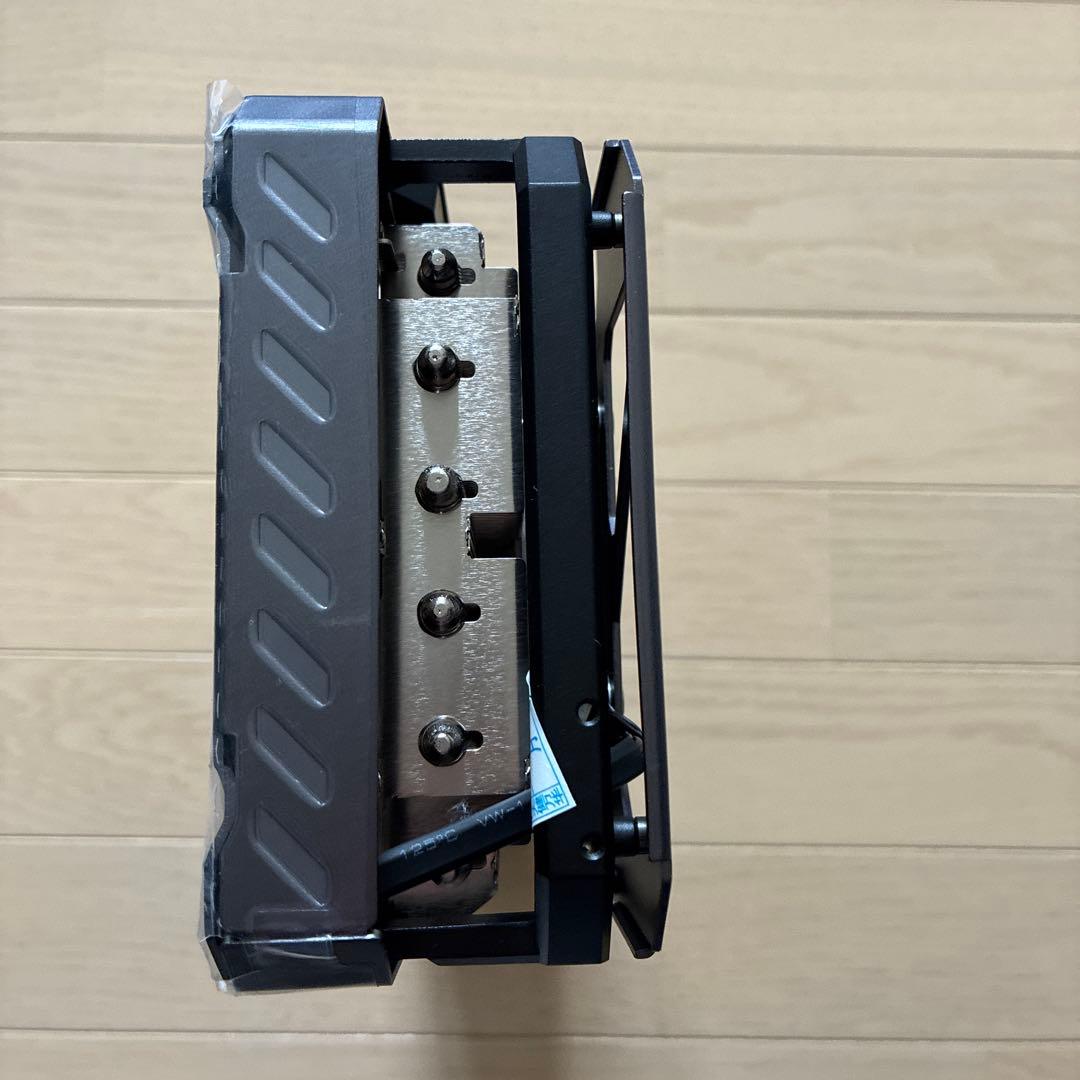 ASUS TUF GAMING RTX 4090 ヒートシンク　ファン　LED