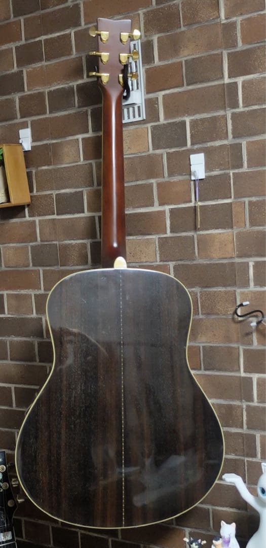 徳*ん様 売り切り、訳あり　YAMAHA　アコースティックギターLL-6 J
