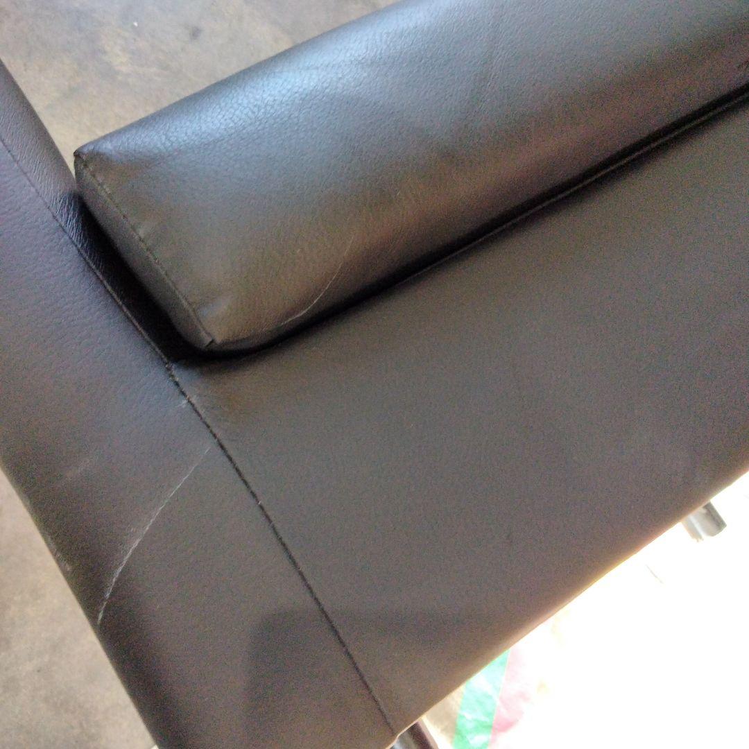 10 IKEA　合皮レザー　アームチェア　1人掛けソファ