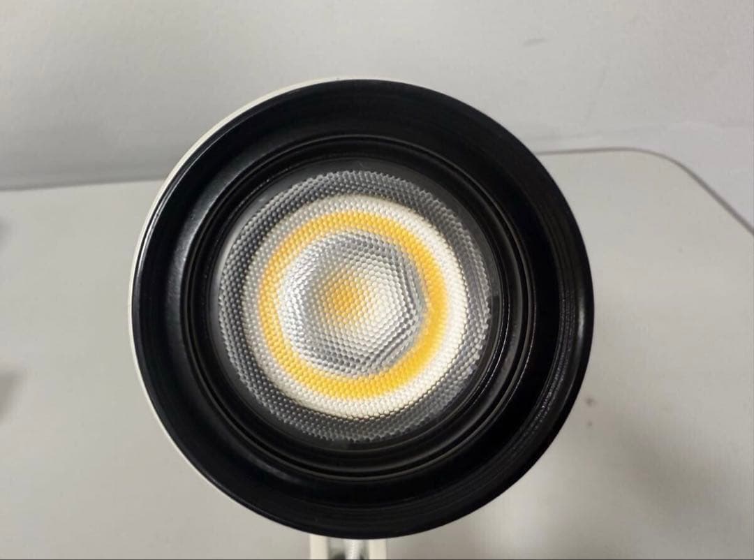 TG197☆使用僅か☆スポットライト☆ダクトレール☆LED☆22年☆10個セット