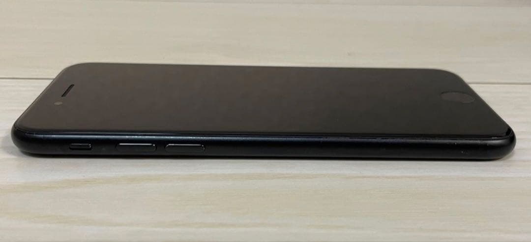 iPhoneSE第2世代ブラック