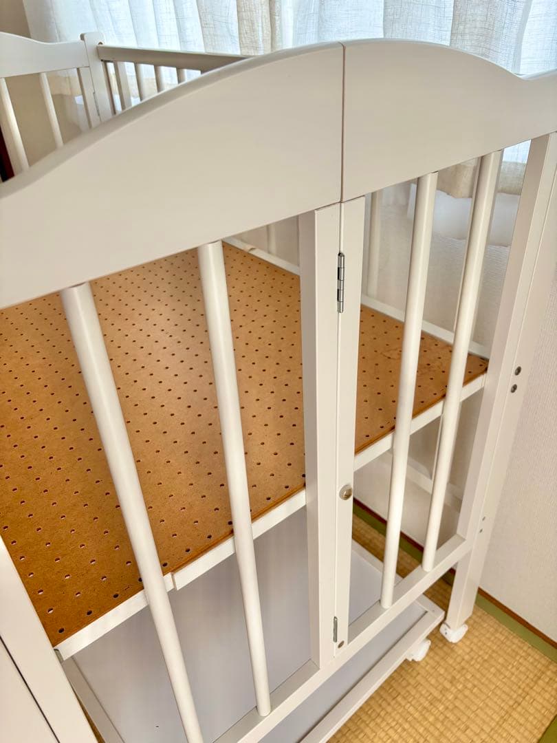 スリーピー木製ベビーベッド✳︎