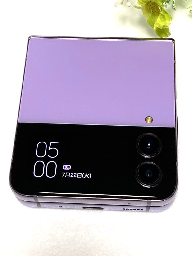 美品 docomo Galaxy Z Flip4 SIMフリー SC-54C⭐️