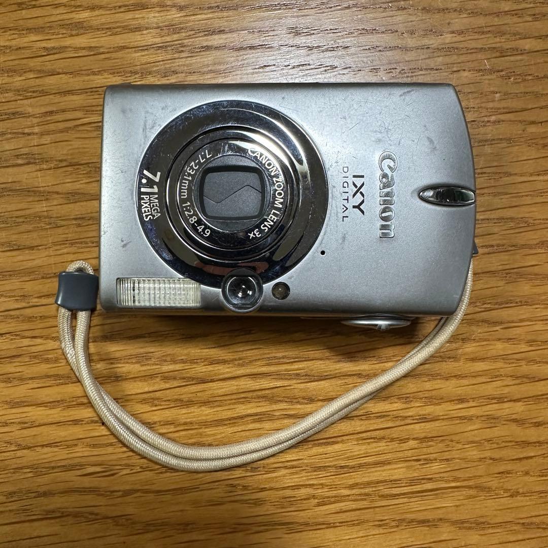 キャノン IXY DIGITAL 600 コンパクトデジタルカメラ シルバー