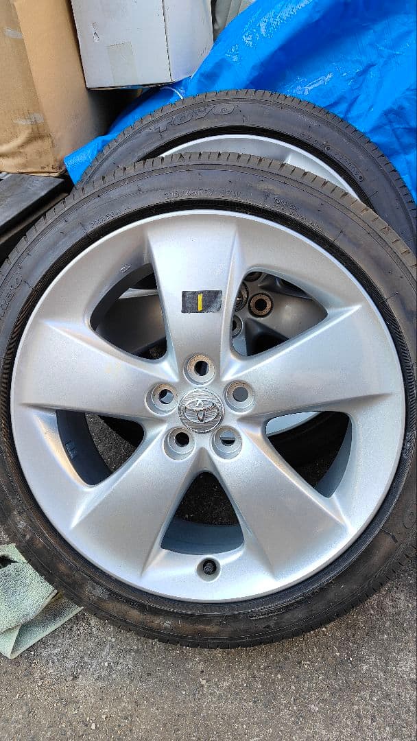 み*ぃ様 トヨタ プリウス純正　17インチホイールセット