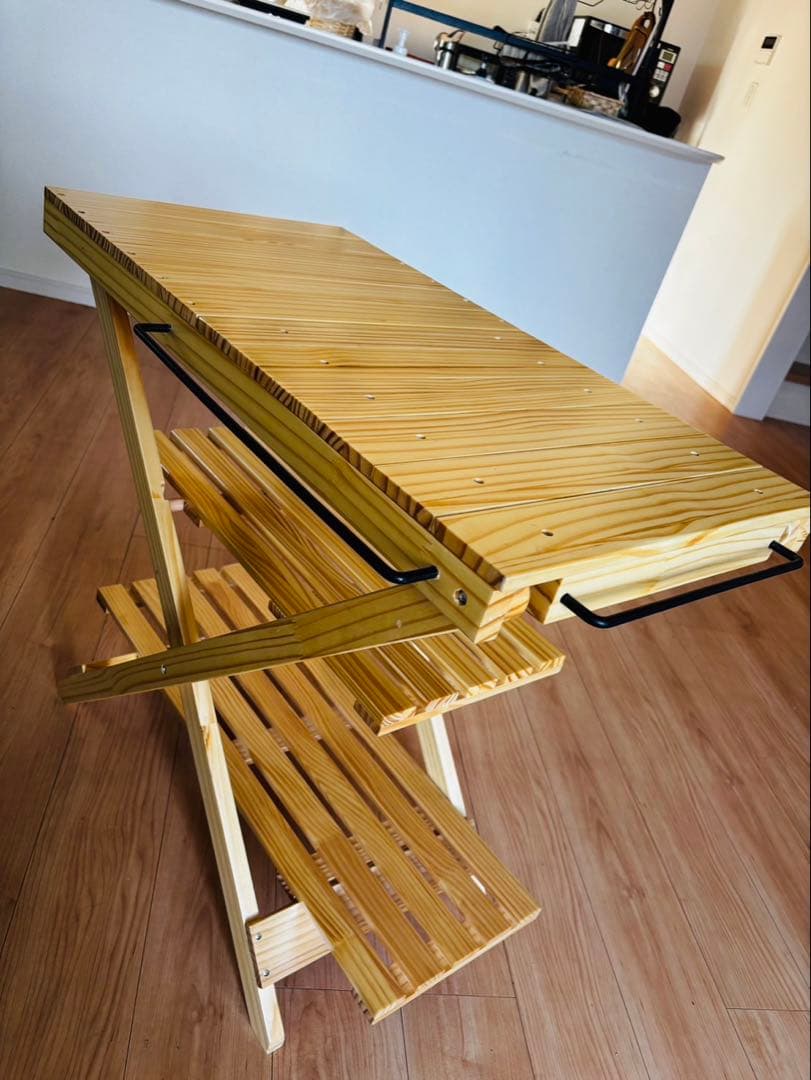 VALVE オシャレ⭐︎ 折りたたみ式　木製アウトドアテーブル