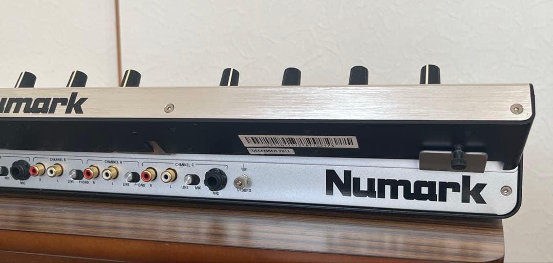 ③激レア　Numark ヌマーク4TRAK DJコントローラー