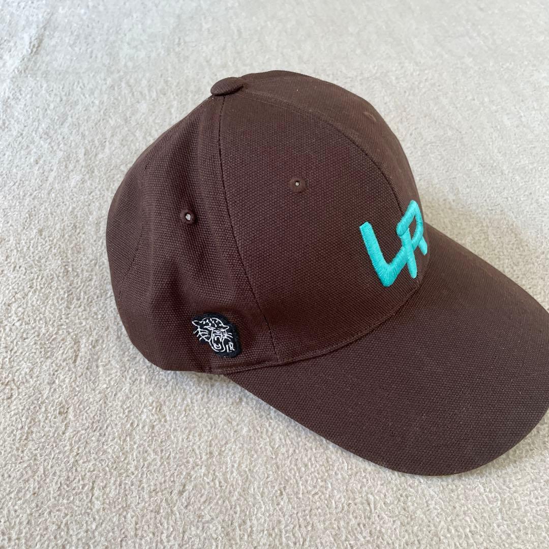LIBEIRO LR刺繍ブラウンキャップ