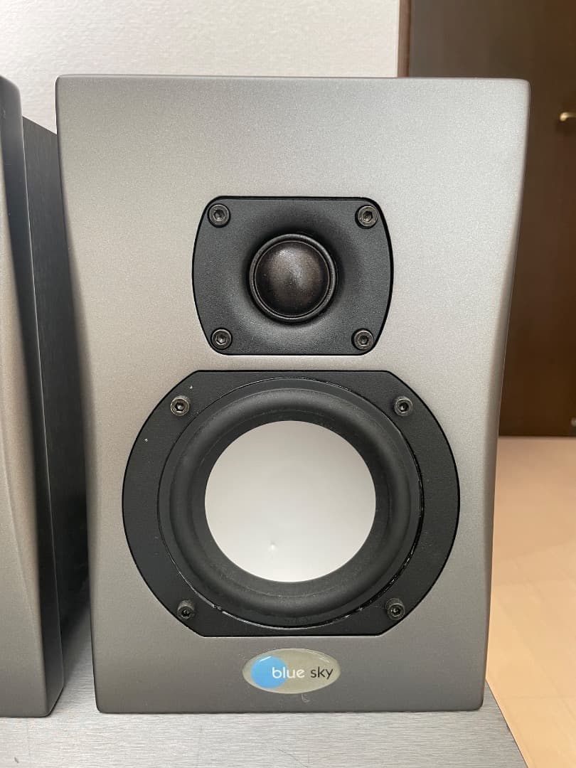BlueSky MEDIA DESK 2.1 モニタースピーカー