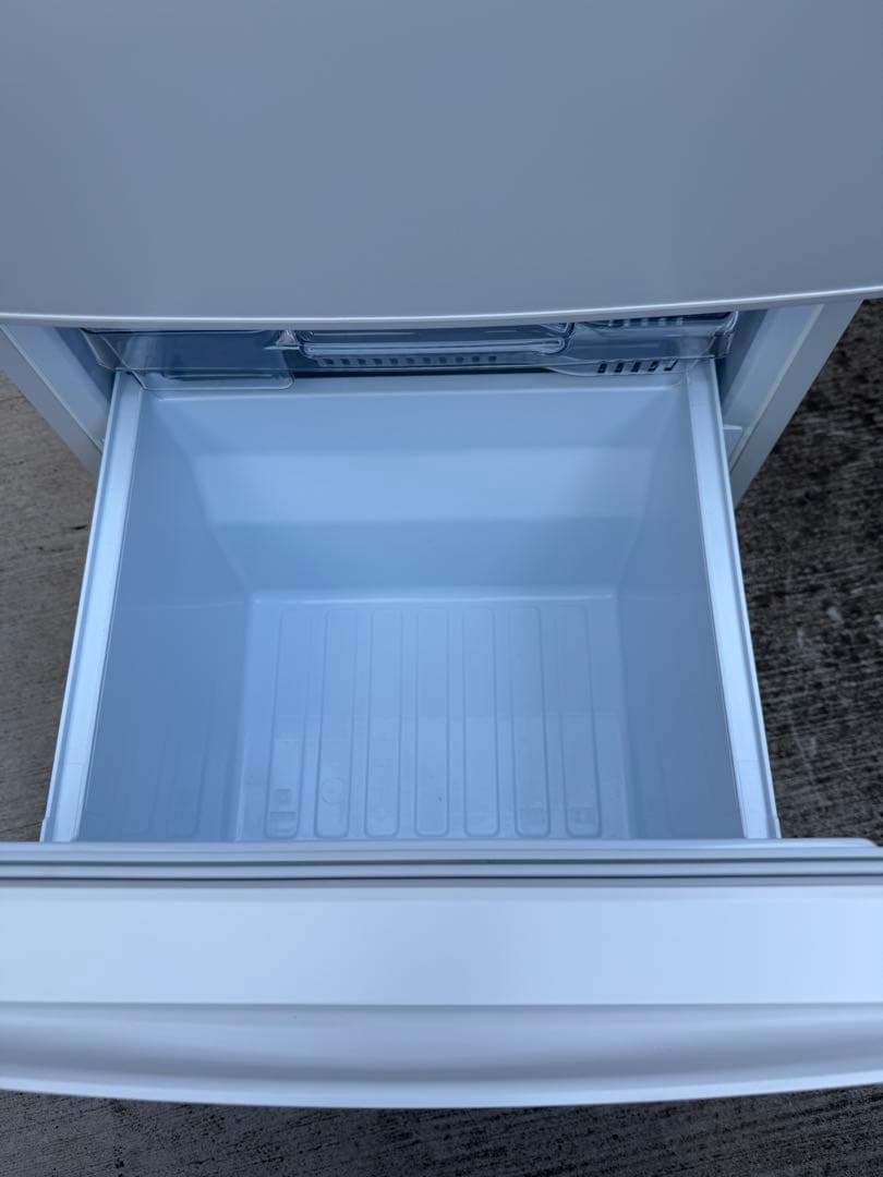 【極美品】2024年製 三菱 冷蔵庫 MR-P17J-W