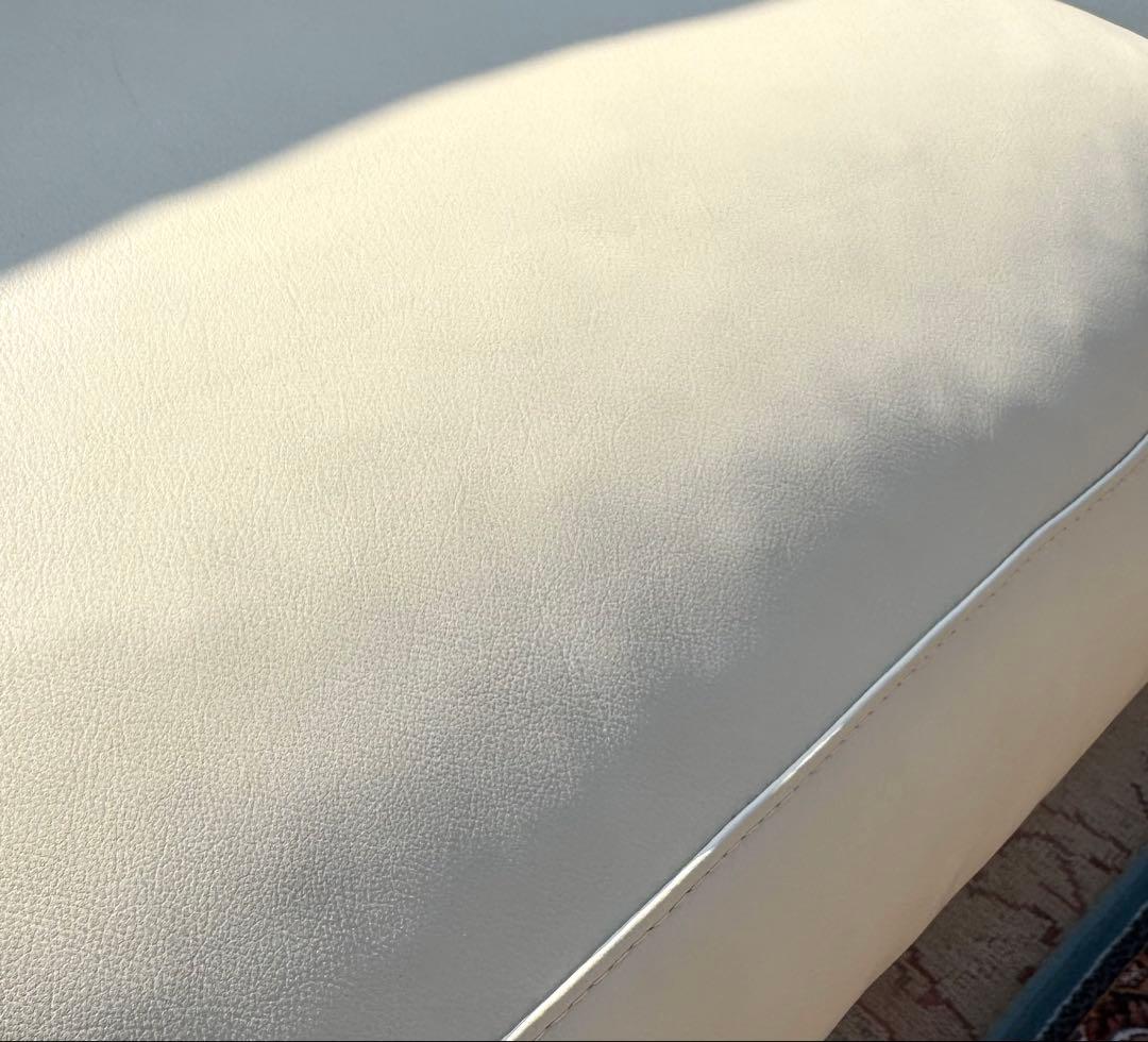 美品 IDC大塚家具 本革 erba 80万円 2人掛ソファ 奥山清行