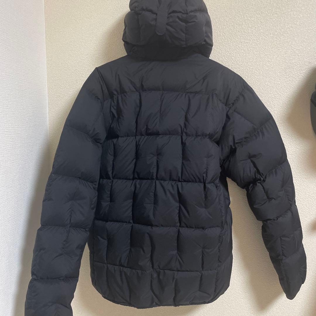 mont-bell ネージュダウンパーカー　完売品　M-R