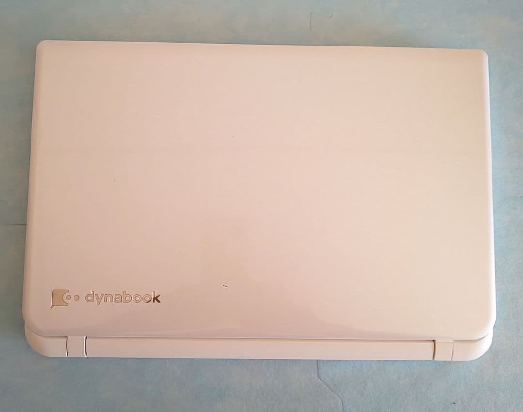 【極上美品】使用感が無い東芝 ダイナブック T45PW