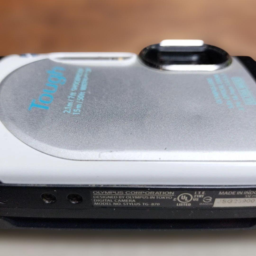 OLYMPUS STYLUS TG-870 Tough デジカメ