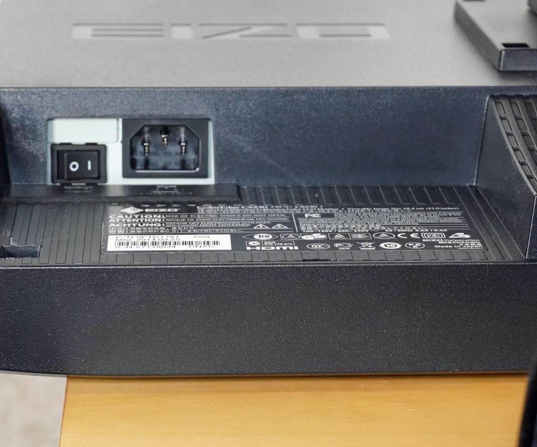 a*f様 EIZO ColorEdge-CS230